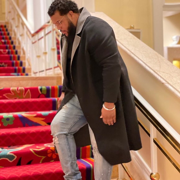 Meet your Posher, Kyle - Picture 1 of 1